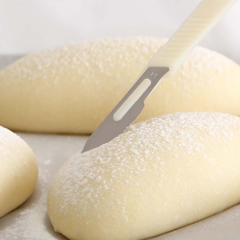 baguette-bread-slicing-knife