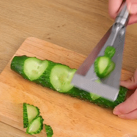 Stainless Steel Triangle Fruit Carving Knife