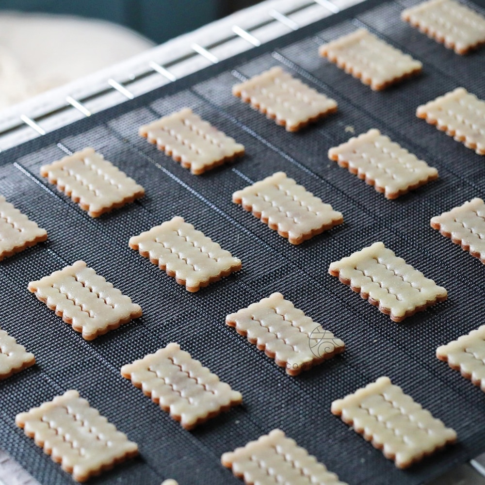 Sandwich Biscuit Mold Plastic cookie cutter Sandwich Biscuit Mold Plastic cookie cutter